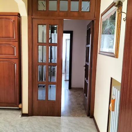 Casa Maddalena アパート ジュリアノーヴァ